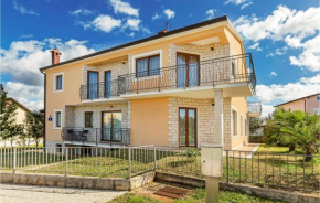 Stunning apartment in Umag with 2 Bedrooms